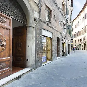Apartment Nonna Pappa, Siena