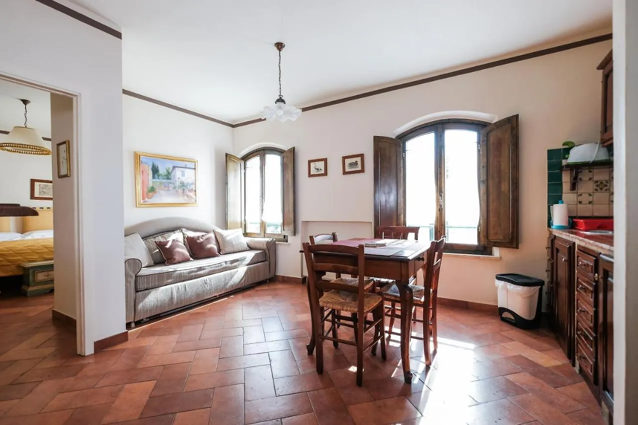 Borgo Grondaie Aparthotel Siena