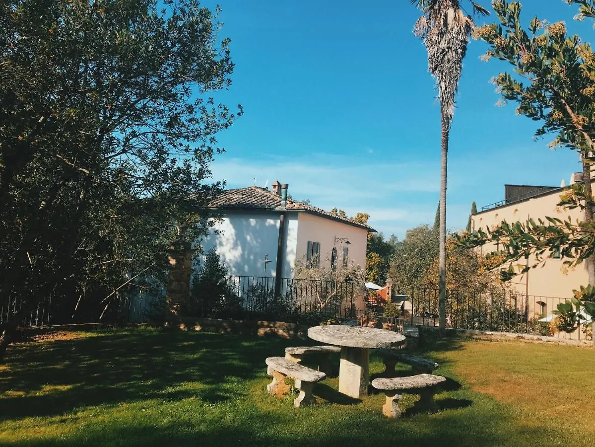Borgo Grondaie Aparthotel Siena 3*,