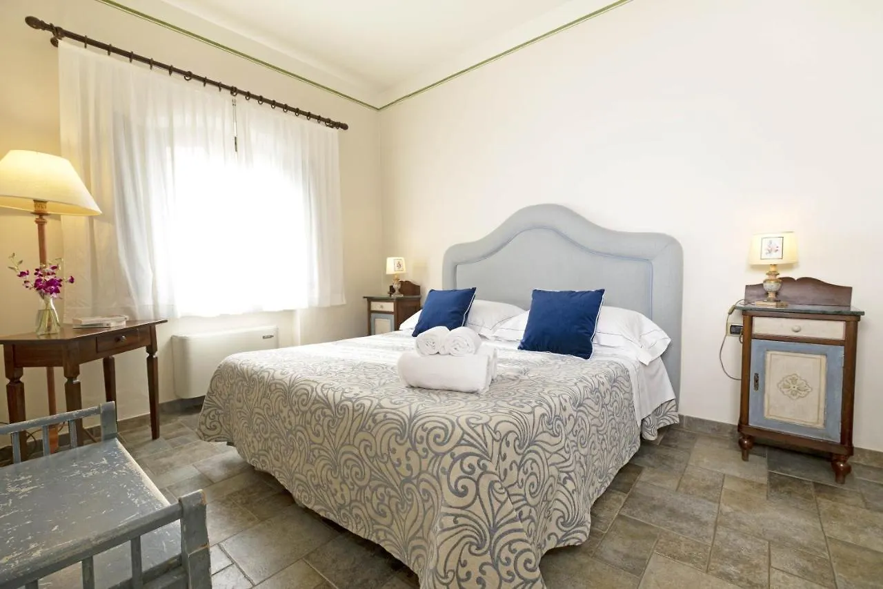 Borgo Grondaie Aparthotel Siena Italy