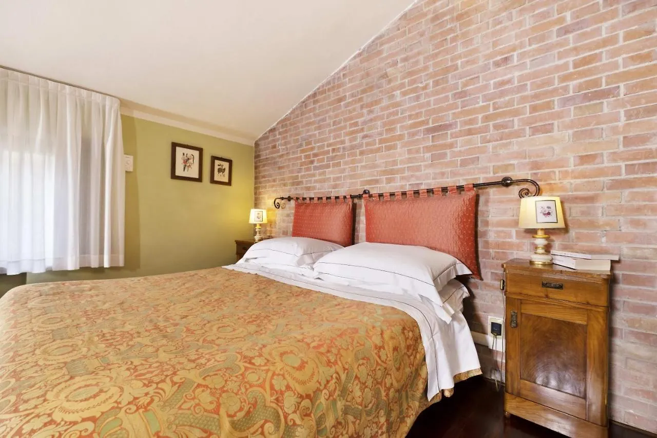 Borgo Grondaie Aparthotel Siena