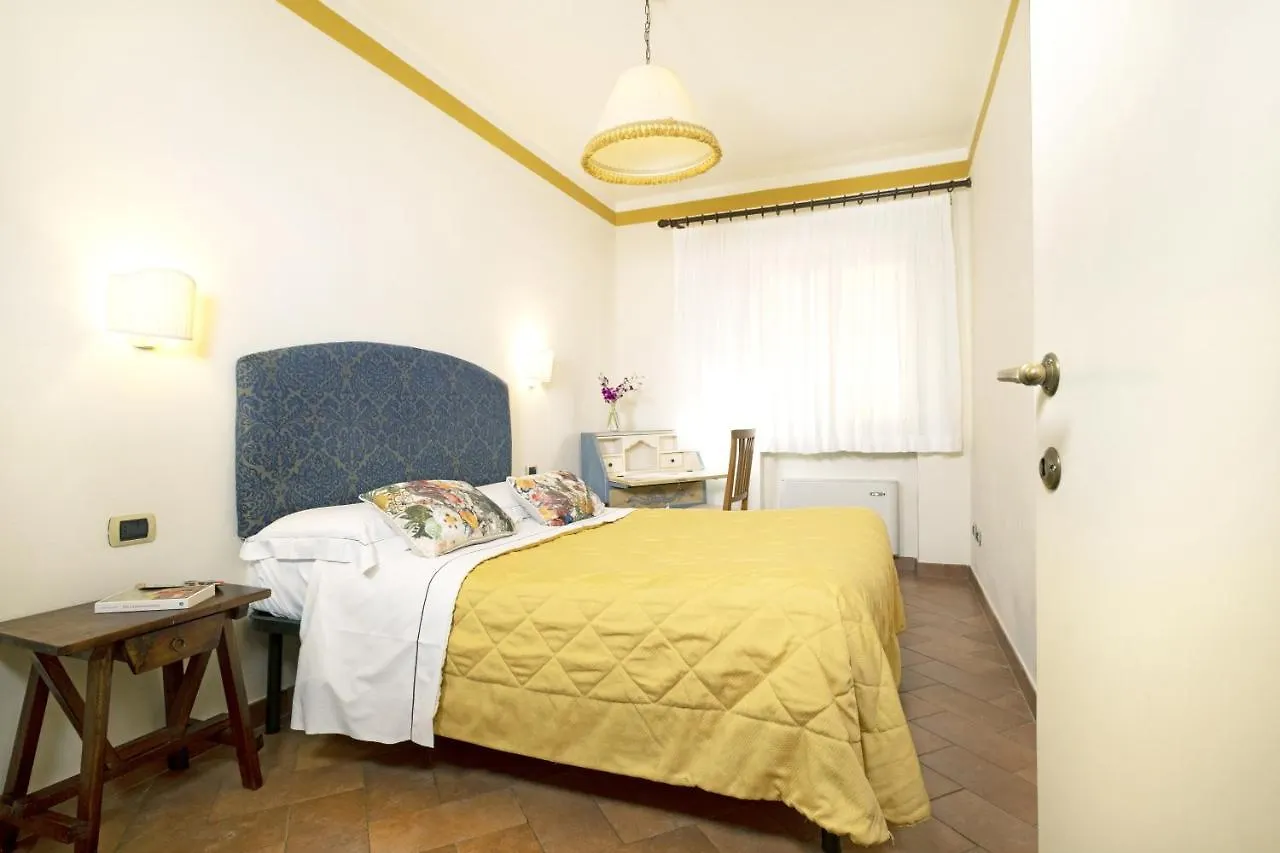 Borgo Grondaie Aparthotel Siena 3*,