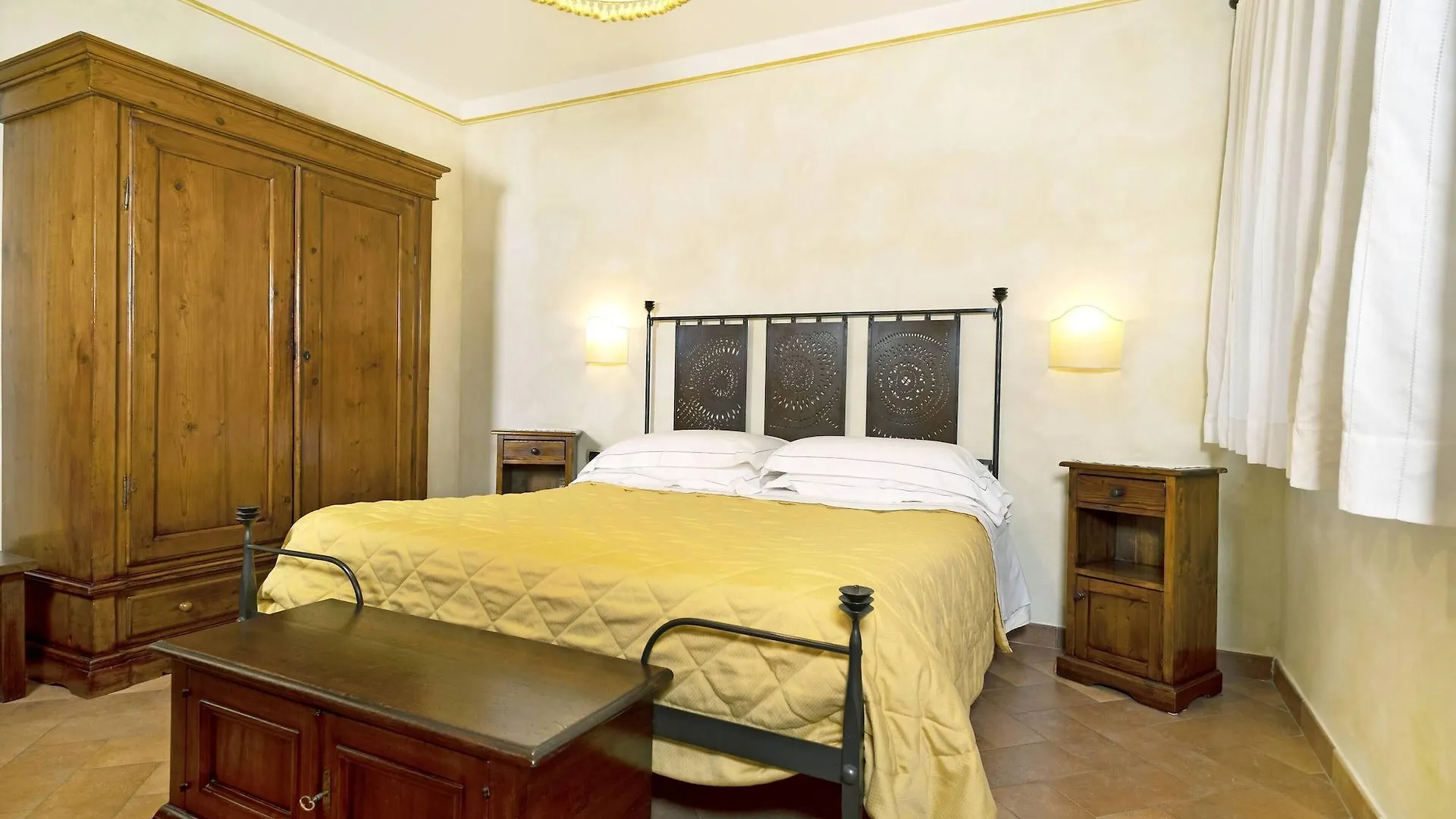 Borgo Grondaie Aparthotel Siena