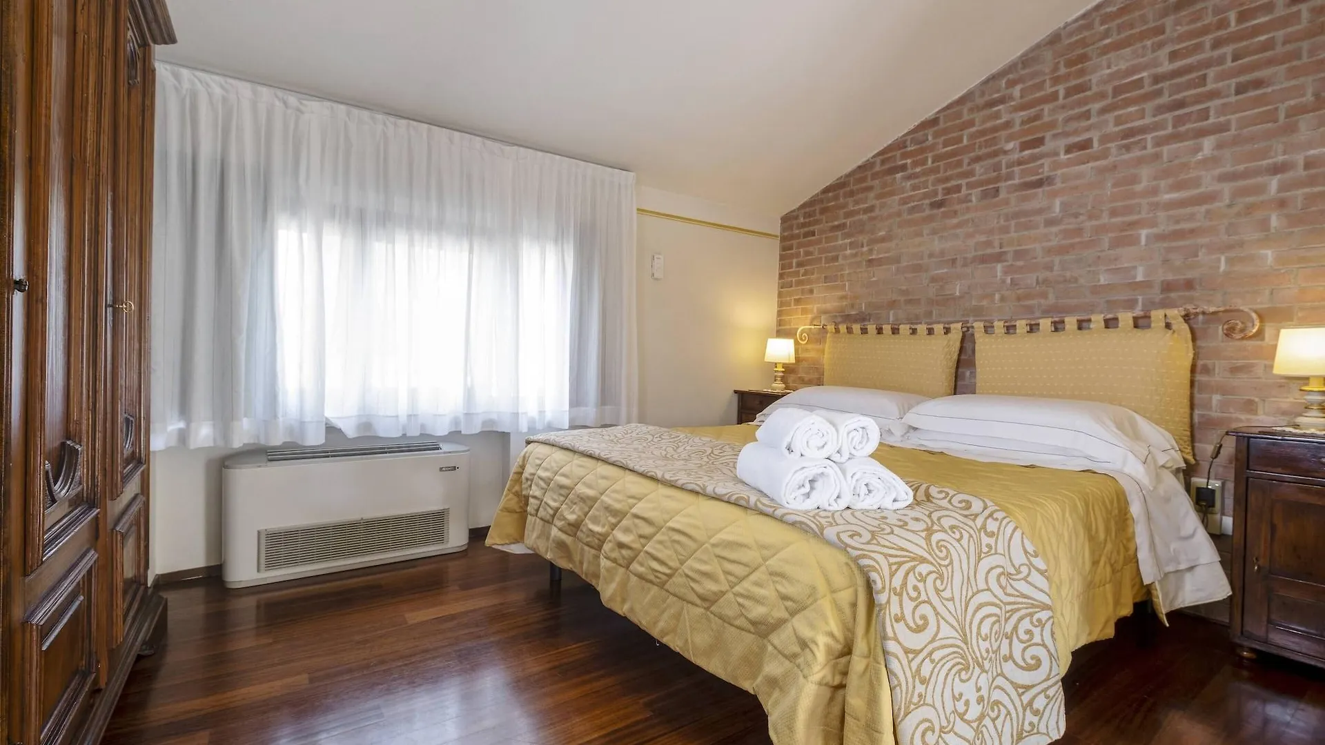 Borgo Grondaie Aparthotel Siena