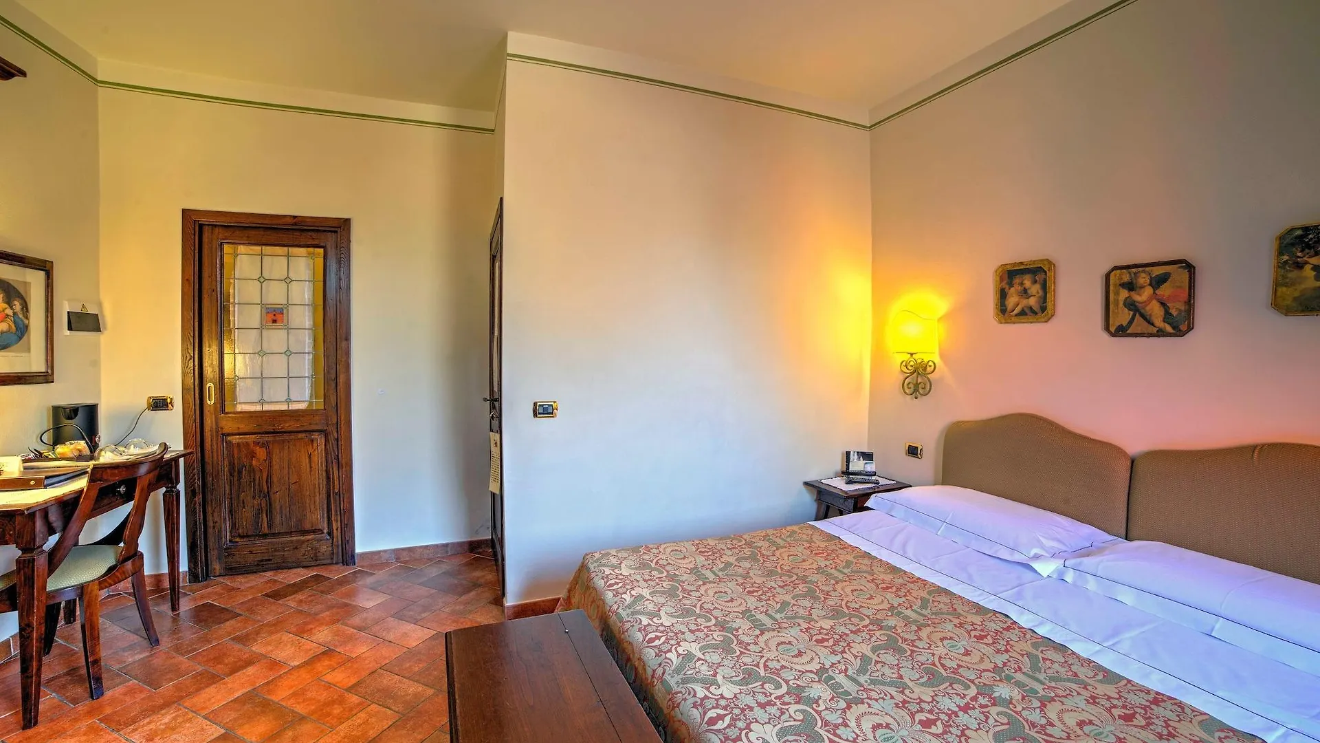 Borgo Grondaie Aparthotel Siena