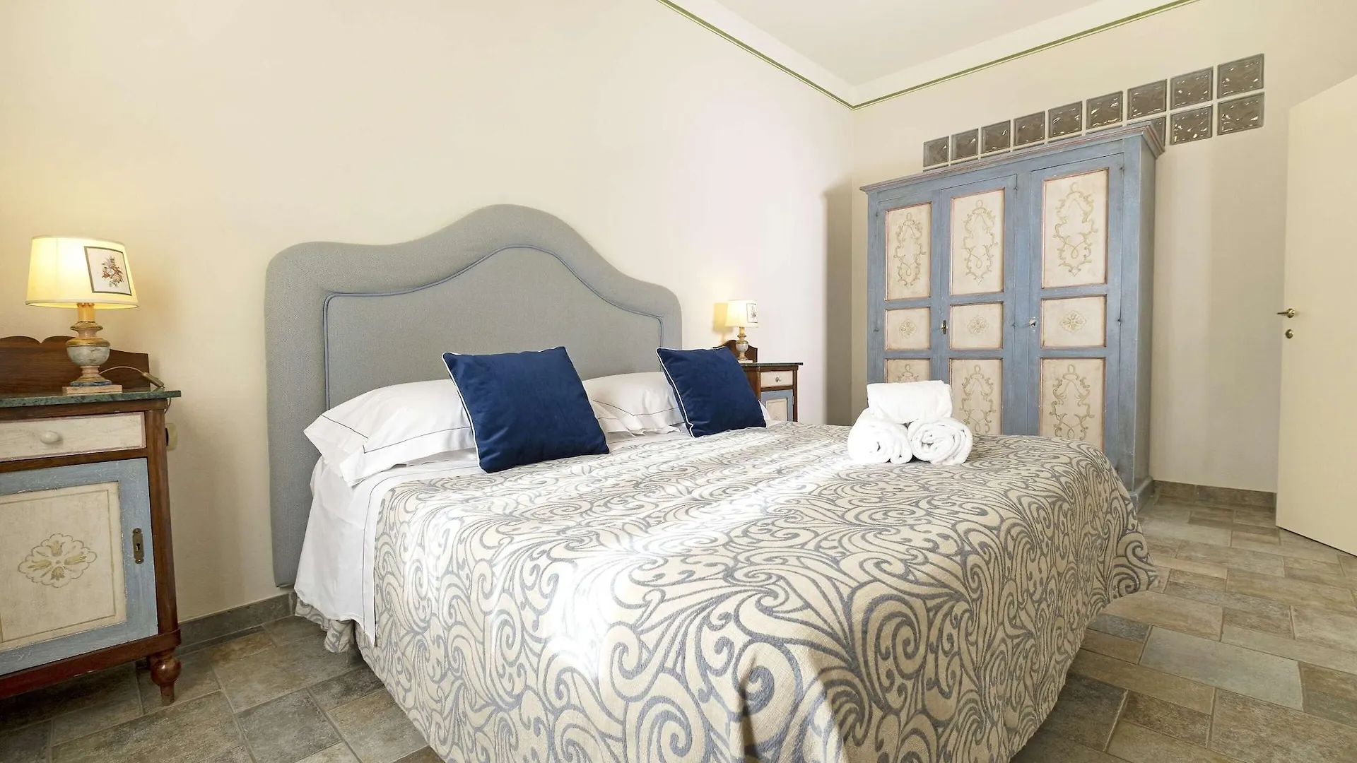 Borgo Grondaie Aparthotel Siena