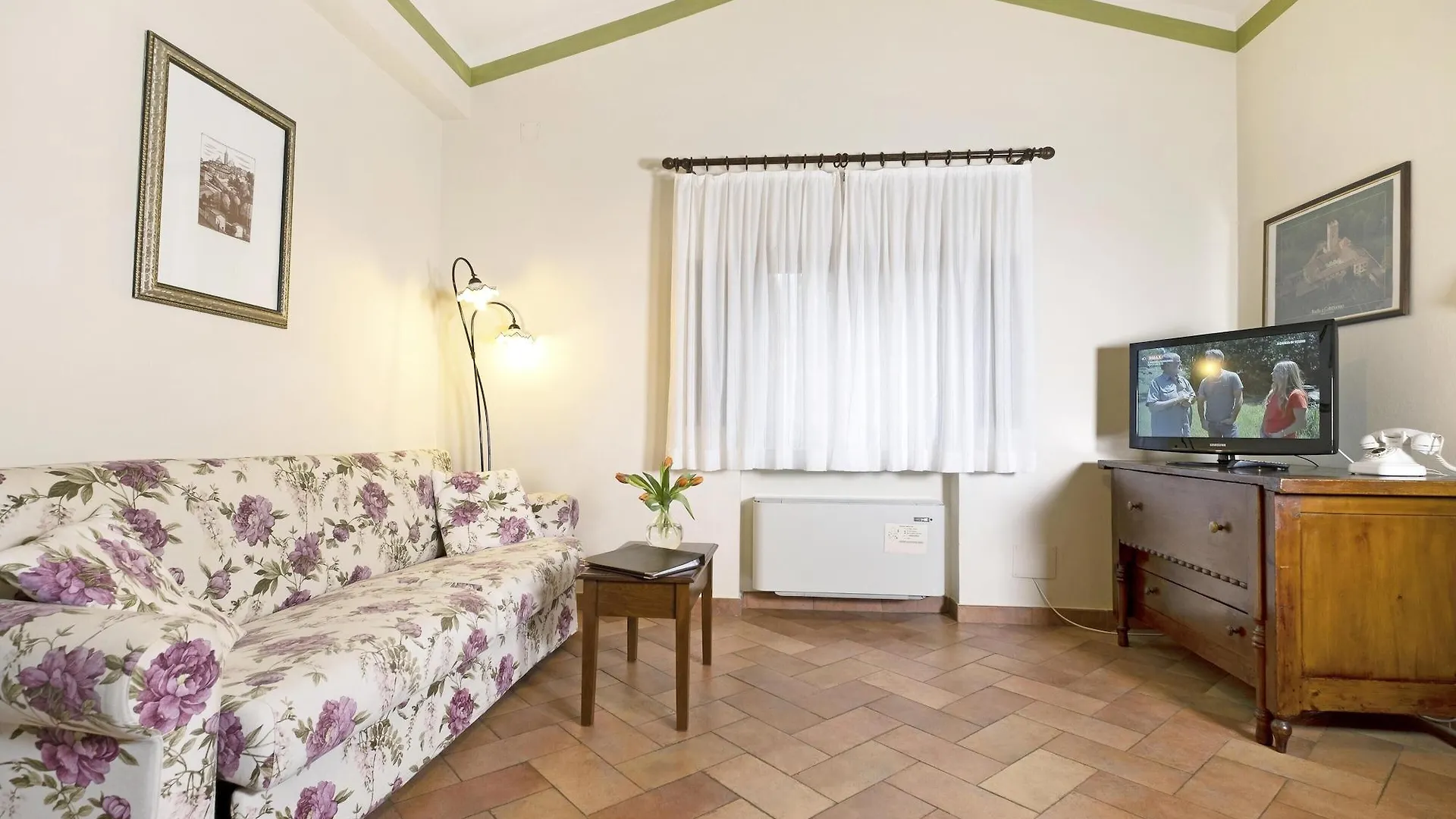 Borgo Grondaie Aparthotel Siena