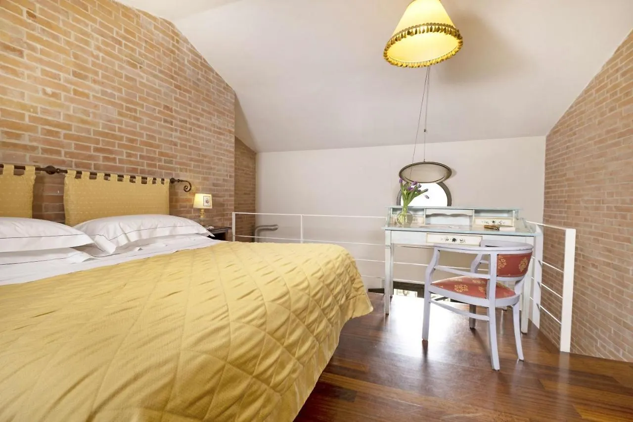 Borgo Grondaie Aparthotel Siena 3*,